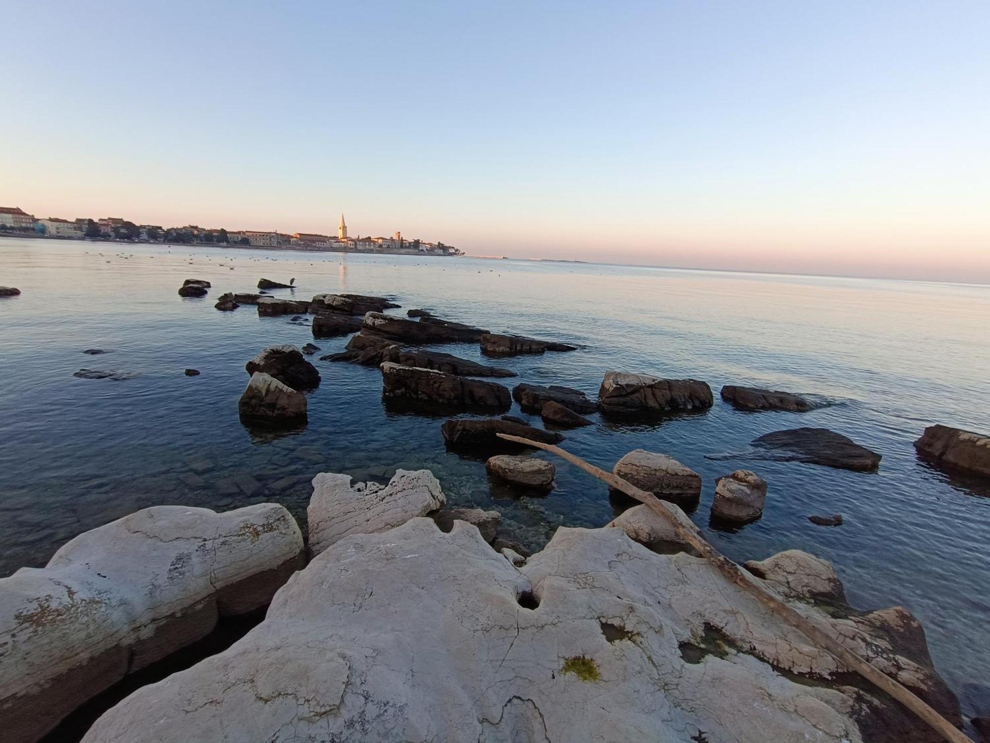 Luna 22 Poreč Exteriör bild